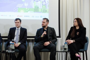 Przemysław Poszwa (z lewej), Kamil Woźnica (pośrodku) oraz&nbsp;Agnieszka Rozwadowska (z prawej)