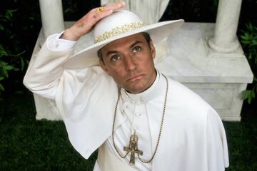 kadr z&nbsp;serialu "The Young Pope" (2016)