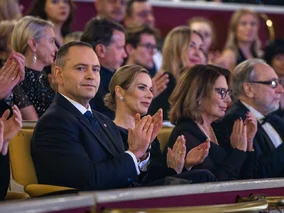 Miniatura: Karol Nawrocki wygwizdany. Tak zareagował