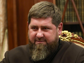 Nepotyzm posunięty do&nbsp;granic absurdu. Kadyrow odebrał raport...