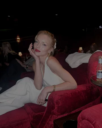 Francesca Eastwood 