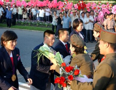Miniatura: Północnokoreańscy sportowcy niczym herosi