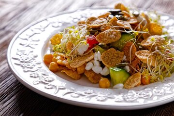 Lubella_Śniadaniowa sałatka z płatkami Corn Flakes
