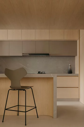 Przytulny minimalizm, projekt wnętrza Right Angle Studio 