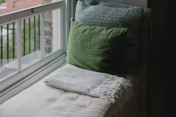 Śródziemnomorski klimat w pochmurnym Londynie, projekt Red Deer downloadfor.press, red deer