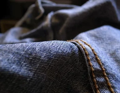 Miniatura: Chodzisz w jeansach? Musisz być nieszczęśliwy