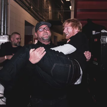 Ed Sheeran i jego ochroniarz 