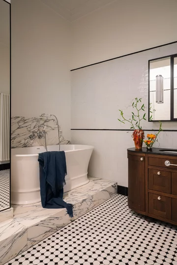 Wysmakowany apartament w poznańskiej kamienicy, projekt Maria Jachalska 