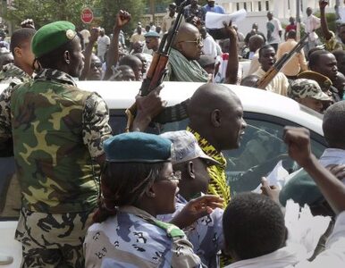 Miniatura: Koniec niepokojów w Mali? Junta chce oddać...
