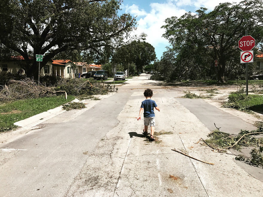 Zniszczenia po huraganie Irma - finałowe zdjęcie Smithsonian Photo 2017 