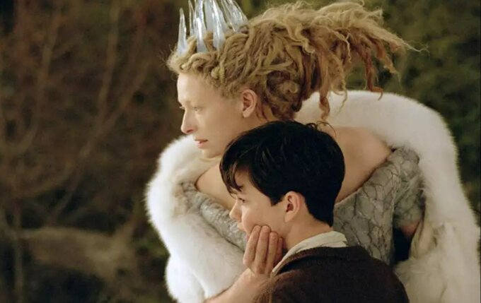 Kadr z&nbsp;filmu &bdquo;Opowieści z&nbsp;Narnii: Lew, czarownica i&nbsp;stara szafa&rdquo;