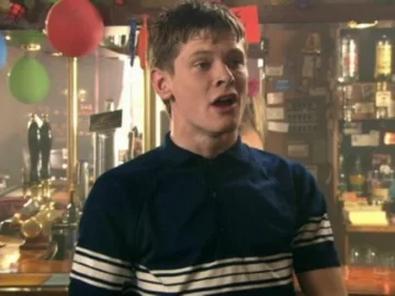 Jack O'Connell jako James Cook w serialu „Skins” 