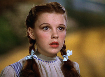Judy Garland w&nbsp;filmie &bdquo;Czarnoksiężnik z&nbsp;Oz&rdquo; (1939)