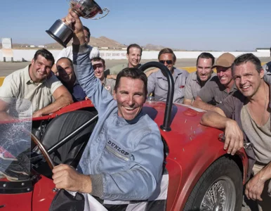 Miniatura: Trudny QUIZ: Celebryci za kółkiem. Znacie...