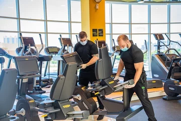 Siłownia Gold's Gym w Zjednoczonych Emiratach Arabskich 