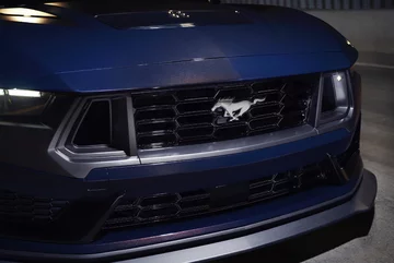 Ford Mustang Dark Horse 