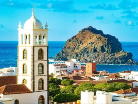 Miniatura: Promocja na gorące kierunki. Z tym kodem...