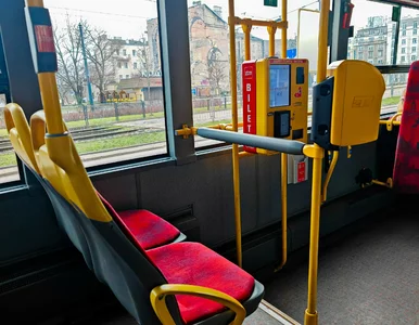 Miniatura: Podróż autobusem za darmo przez cały...