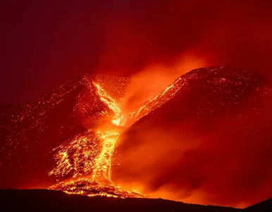 Miniatura: Naukowcy spodziewają się potężnej erupcji...