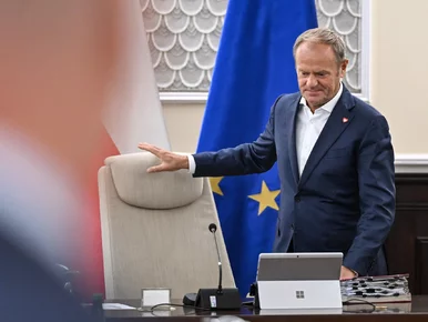 Miniatura: Bąkiewicz uderzył Tuska. „Wylądujesz pod...
