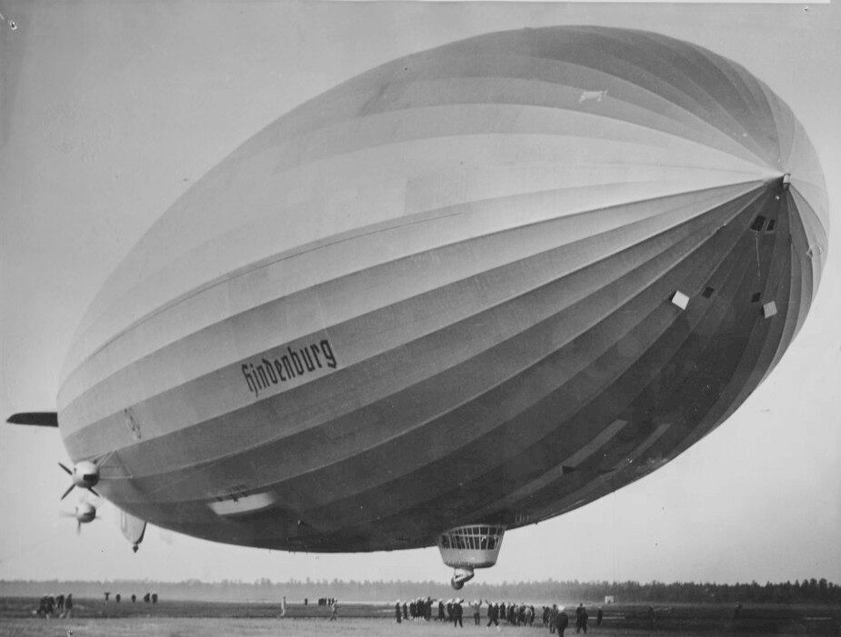 Pierwsze lądowanie sterowca „Hindenburg” w Lakehurst w New Jersey w 1936 roku 