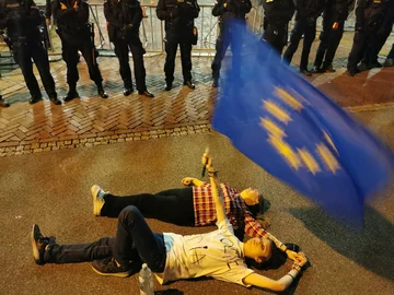 Demonstracja po przyjęciu „lex TVN” przez Sejm, 11.08 