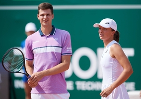 Z kim zagrają Świątek, Linette, Hurkacz i&nbsp;Majchrzak w&nbsp;I...