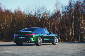 BMW Alpina B8