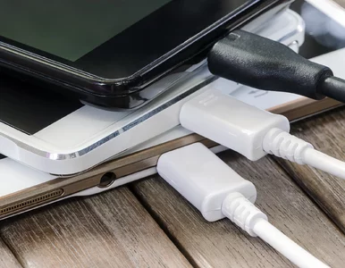 Miniatura: UE chce, aby wszystkie ładowarki zastąpić...