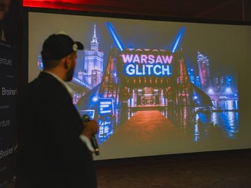 Warsaw Glitch