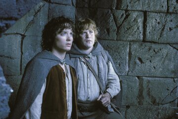 Dwie wieże_&copy; Warner Bros. Entertainment Inc. The&nbsp;Lord of&nbsp;the&nbsp;Rings, the&nbsp;characters, names and&nbsp;places therein are trademarks of&nbsp;The Saul Zaentz Co., dba Tolkien Enterpr