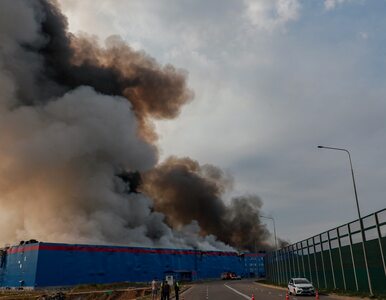 Kłęby czarnego dymu pod Moskwą. Płonie gigantyczny magazyn