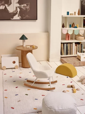 Kolecja A view of Hedonism Kave Home zaprezentowana w domu barcelońskiego fotografa i restauratora Leopoldo Pomésa 