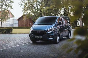 Ford Transit Custom Plug-In Hybrid 