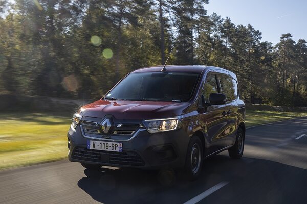 Miniatura: Nowe Renault Kangoo Van E-TECH Elektryczne