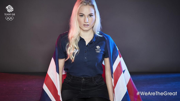 Miniatura: Piękna 20-letnia snowboardzistka...