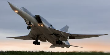 Tu-22M3(fot.Mil.ru [CC BY 4.0 (http://creativecommons.org/licenses/by/4.0)], via Wikimedia Commons)