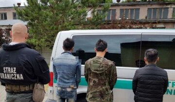 Nielegalni imigranci ukryci w passacie 