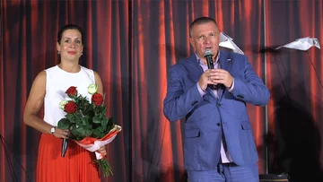 Inauguracyjny spektakl programu 100 lat radości z niepodległości Premiera spektaklu „Miłość w dużych miastach – czyli korpo i tradycja”, na Zamku w Pułtusku