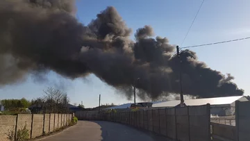 Pożar sortowni śmieci w Siemianowicach Śląskich 