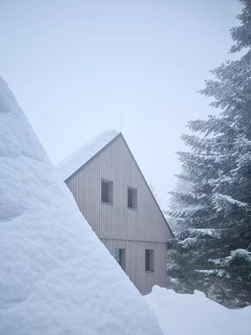 Drewniany dom w Karkonoszach, projekt edit! 