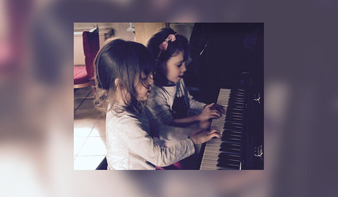 Miniatura: Porwane bliźniaczki