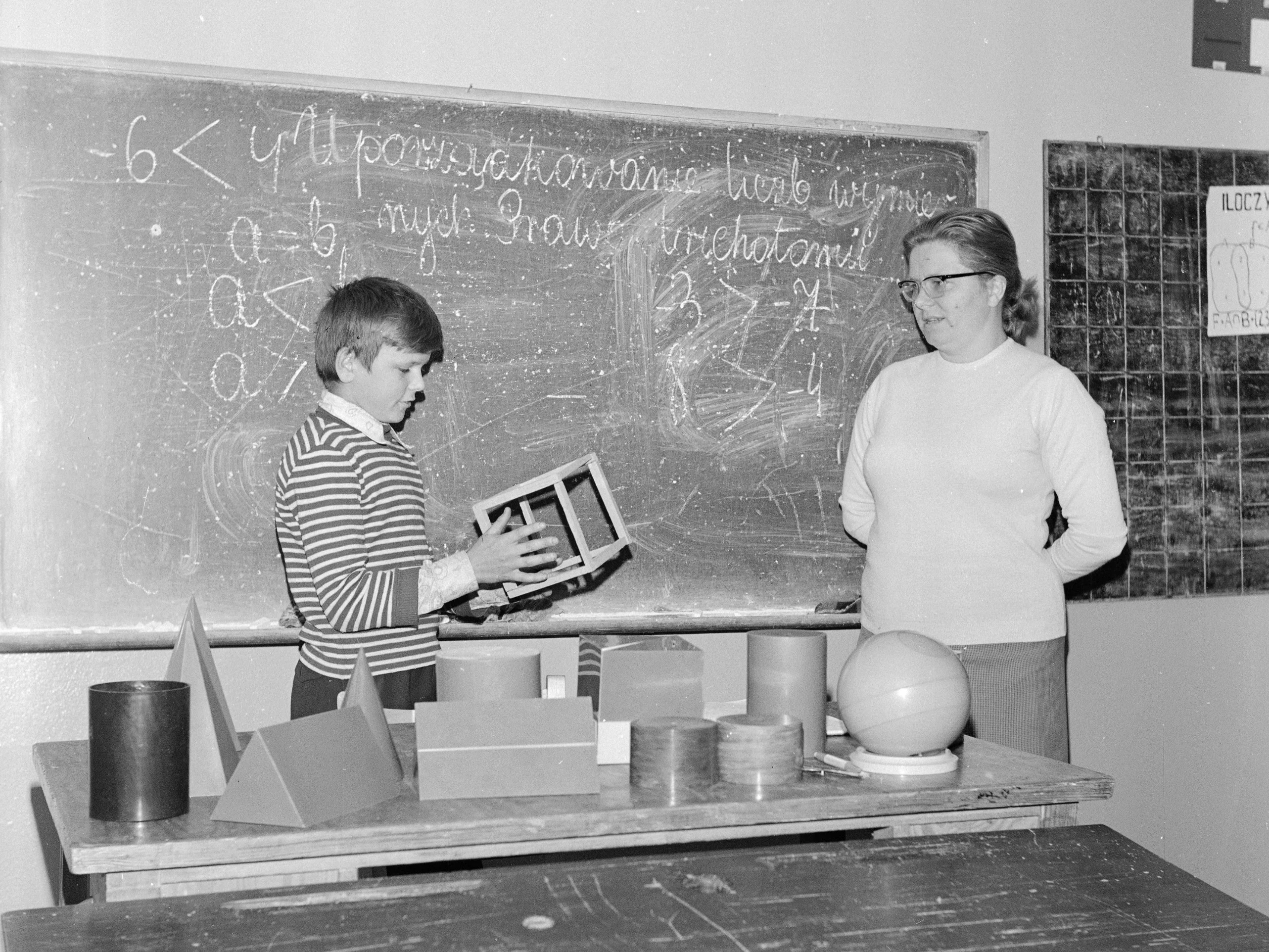 Pamiętasz szkołę za PRL-u? Sprawdź się