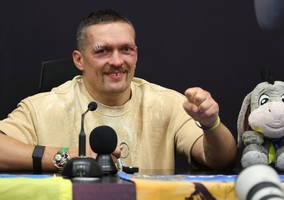 Miniatura: Ukraiński bokser straci jeden z pasów....