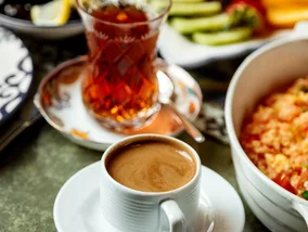 Miniatura: Pijesz kawę lub herbatę? Już 2 filiżanki...