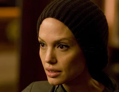 Miniatura: Angelina Jolie najpiękniejszą kobietą dekady