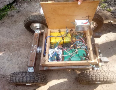 Miniatura: Ukrainiec potrafi: dwie deskorolki,...