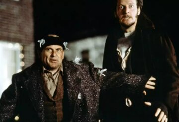 Kadr z&nbsp;filmu &bdquo;Kevin sam w&nbsp;domu&rdquo;