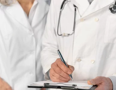 Miniatura: MZ: Wydatki na wynagrodzenia lekarzy do 10...