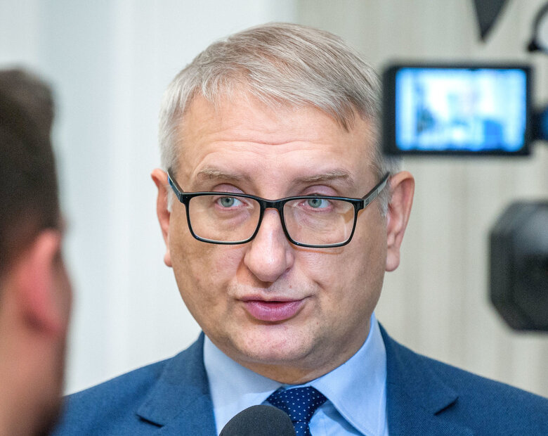 Miniatura: Izabela Pek o relacji z posłem Piętą: Od...